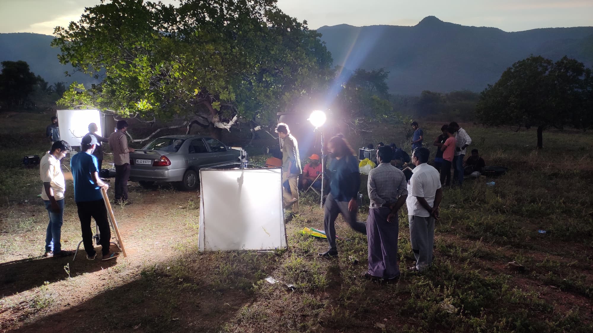 behind the scene crew photo 7